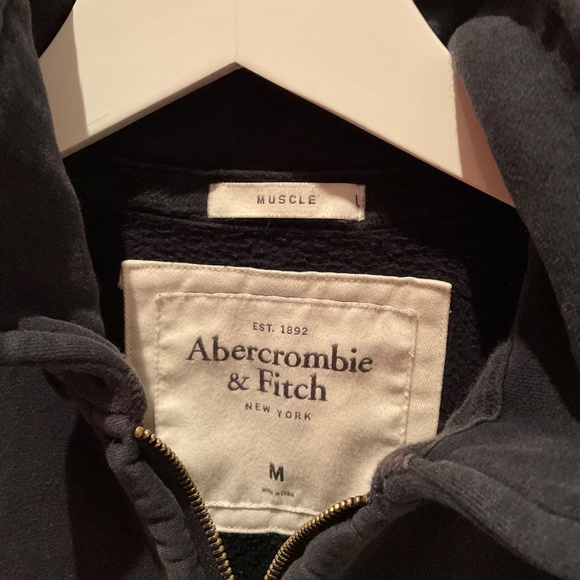 Navy Blue Abercrombie &Fitch 3/4 zip men’s sweatshirt Medium - Picture 2 of 4